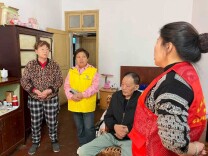 三十载守护暖邻里，一抹红色映初心