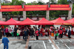 共建健康城镇  共筑健康防线｜洞口县开展第38个爱国卫生月主题宣传活动