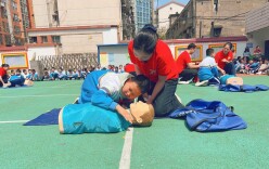 石门县六完小：生命必修课 “救”在身边
