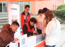 既暖心又“长本事”：企业专家进校园“手把手”带教公益服务