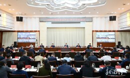 胡贺波主持召开2026年湘潭市总河长、林长、田长会议