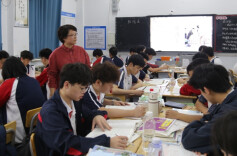 校际携手研教学，同课异构促成长