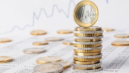 经济日报：把投资效益摆在更加突出位置