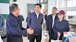 王启武调研高考备考工作