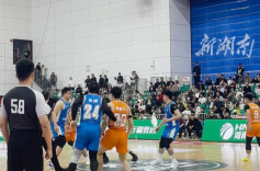 湘BA半场战报｜邵阳39:36小胜岳阳 中德比拉锯鏖战