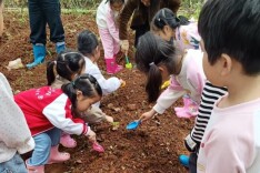 以劳润心耕沃土 自然相伴共成长
