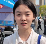 大一新生提前探访招聘会：立志成为女性工程师，为工科女孩树榜样