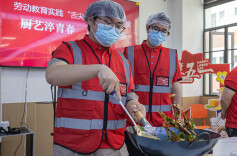 锅铲“论道” 烟火课堂