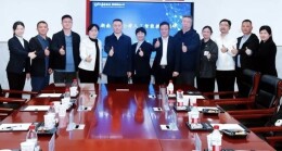 湖南省电化教育馆一行赴长沙师范附属致远小学调研人工智能教育