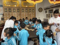 国粹浸润童心，传承中医文化——长沙市岳麓区第一小学2507班走进中医馆开展文化实践活动