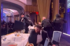 为什么万斯先撤？特朗普解释原因