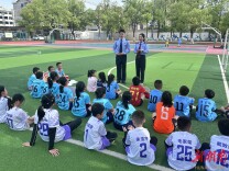 娄底经开区税务局：班超赛场播税法 普法同行伴成长