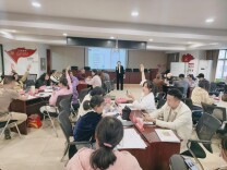 手把手教直播，实景带货！这个社区带居民“玩转”电商