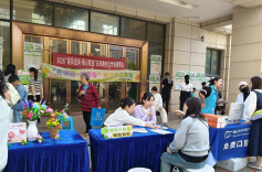 荷塘区金山街道石宋路社区：“正青春”共益市集两站接力，“社工+志愿”邻里服务更暖心