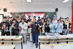 “无用之课”出圈，大学课堂能否容下更多“非功利的浪漫”？