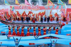龙腾沅江 青春助燃 沅陵职中130余名学子助力湖南龙超沅陵站开幕式