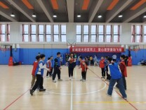 爸爸来了，老师上了，孩子拼了——长沙市雨花区枫树山星城小学班级篮球赛全员上阵