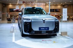 “五座新王”岚图泰山X8驾到长沙，湖南车展岚图展台看点十足