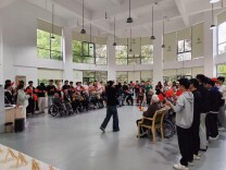 长理学子走进敬老院开展志愿服务