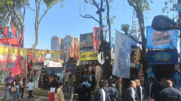 永州体育场“挂票区”成热门打卡点