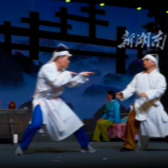 “五一”文旅氛围浓 大祥区宝庆里花鼓戏表演烟火盛