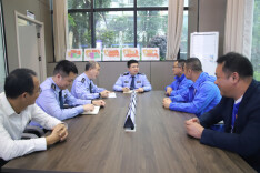 灯火不熄 守护不止——梅湾派出所织密中邦商圈防控网 守护城市“烟火气”