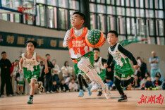 运动燃五一│54支队伍、498名小球员参赛 高校篮球师培联盟小篮球赛在芷江举行