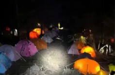 五台山台顶区域降温降雪：景区已救援被困徒步人员300名，全员安全转移