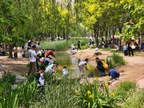 南苑森林湿地公园露营热潮涌动，激活五一城市微度假消费