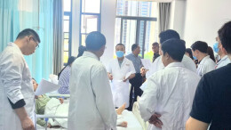 全力做好伤员救治——浏阳烟花爆竹企业爆炸事故医疗救治现场见闻