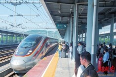 铁路迎返程高峰|湖南日报·图片新闻
