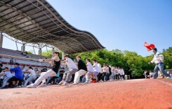 “拧成一股绳”的青春力量，这24支队伍“力”拼到底
