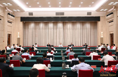 沈晓明围绕“领导班子和干部队伍建设、基层党建”主持召开中央巡视反馈意见整改工作专题调研座谈会