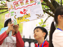 Handwritten Posters Bring Reading to Life