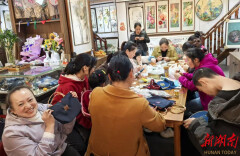 上梅街道：党建帮扶助梦圆 巧手绣出共富路