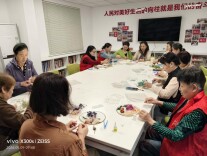 仰天湖社区：情暖母亲节 同心筑家园