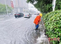 闻“雨”而动！衡阳市城市道路建设有限公司全力以赴排涝保畅通