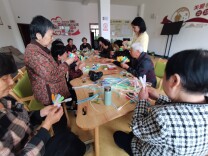 创谷社区：巧手织温情，礼赞母亲节
