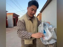 新湖南评论 | 从“千里追榴莲”到一条街被“拉黑”，打造平台共赢生态仍在路上