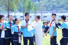 吉首市第一初级中学开展团体心理辅导活动