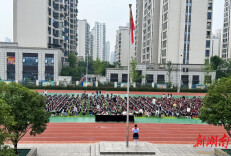株洲市石峰区“老少同台讲党史”巡讲活动走进云龙香江学校