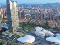 湘江相册丨“以前梅溪湖只是个葡萄园，现在什么都有了”