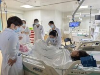 14岁白血病少女命悬一线 湘雅多学科接力救援