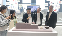 大族集团高云鹏一行来岳阳临港高新区考察