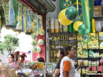 不当看客当底座 中国民企在美加墨世界杯“踢”出漂亮仗