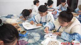 五溪非遗老手艺走进大学课堂