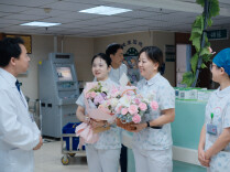 情系护士节 关怀暖人心——湖南医药学院总医院开展“5・12”国际护士节走访慰问活动