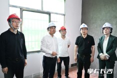 陈博彰检查调度浏阳华盛烟花厂爆炸事故受损房屋修缮处置工作