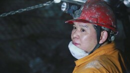 千米矿井下的安全守护者——记湖南省劳动模范辰州矿业矿工陈万喜