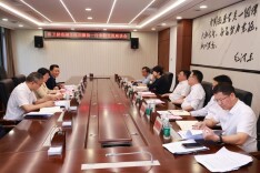 省卫健委来湖南中医药大学调研交流